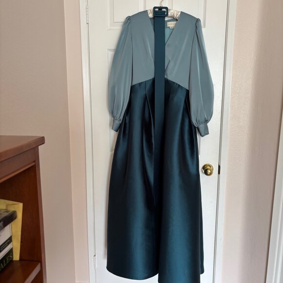 Sachin & Babi Zoe Gown in Seaglass/Deep Teal - Picture 3 of 6